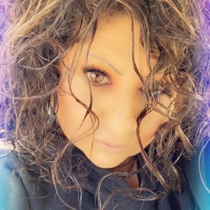 Meet your Posher, Dianna